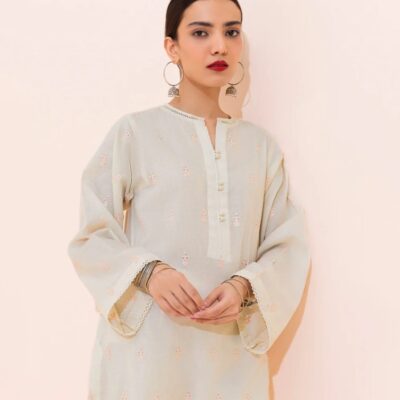 Noor-e-Safa White Chikankari Kurta